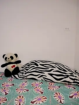 ellafrost-1 online show from 09-15-25, 03:34