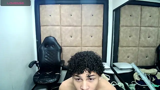 Snapshot of BrindyMichell chatting on 10-01-25, 07:20 BrindyMichell online show from 10-01-25, 07:20