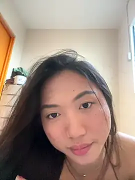 cassie cakes online show from 11-17-25, 08:31