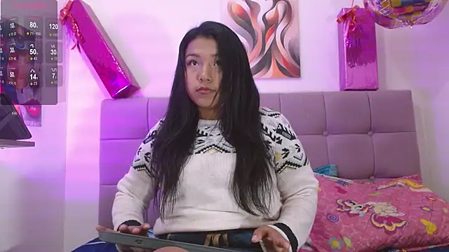 Snapshot of Karol_wish chatting on 09-10-25, 02:39 Karol wish online show from 09-10-25, 02:39