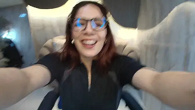 nadia r  online show from 07-21-26, 08:00