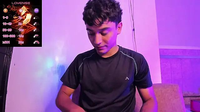 Snapshot of Austin_Cardieff_ chatting on 09-16-25, 04:13 Austin Cardieff online show from 09-16-25, 04:13