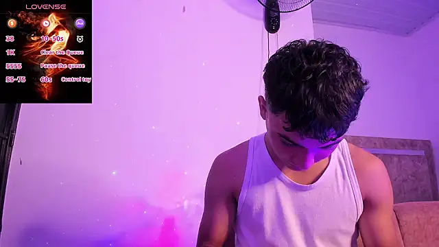 Snapshot of Austin_Cardieff_ chatting on 09-26-25, 03:10 Austin Cardieff online show from 09-26-25, 03:10