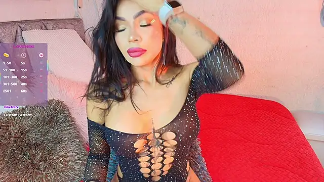 veronikali online show from 10-28-25, 01:14