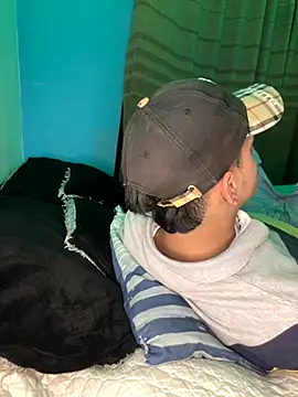 Snapshot of Boyxcock7 chatting on 10-06-25, 02:42 Boyxcock7 online show from 10-06-25, 02:42