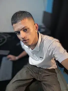 Boyxcock7 online show from 04-17-26, 11:19