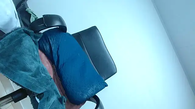 Nataly Burning online show from 04-08-26, 02:17