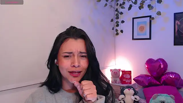 MarilynWhite  online show from 10-11-25, 06:34