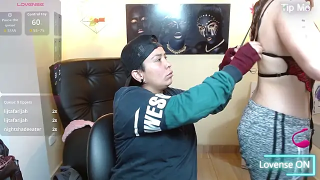 Bom BomXX online show from 12-18-25, 03:45