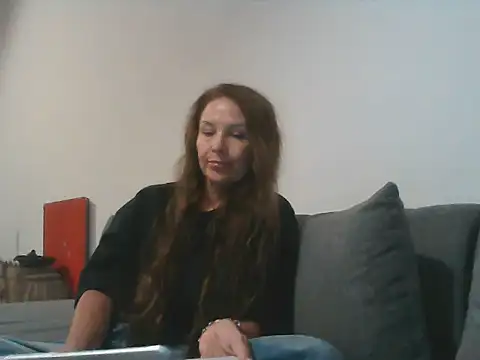 Avelinii online show from 06-10-26, 05:23