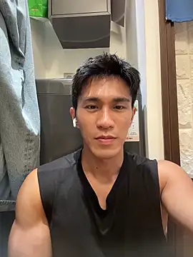 Snapshot of gooodboiii chatting on 06-11-26, 04:38 gooodboiii online show from 06-11-26, 04:38