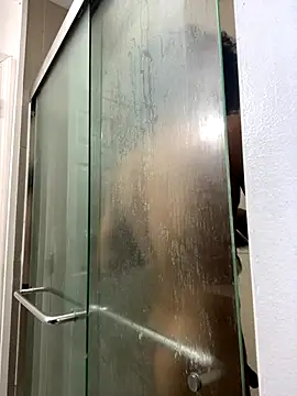 Snapshot of Cartyiii chatting on 12-14-25, 08:02 Cartyiii online show from 12-14-25, 08:02