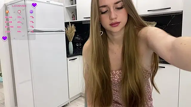 Snapshot of Jessica1West chatting on 11-05-25, 05:13 Jessica1West online show from 11-05-25, 05:13