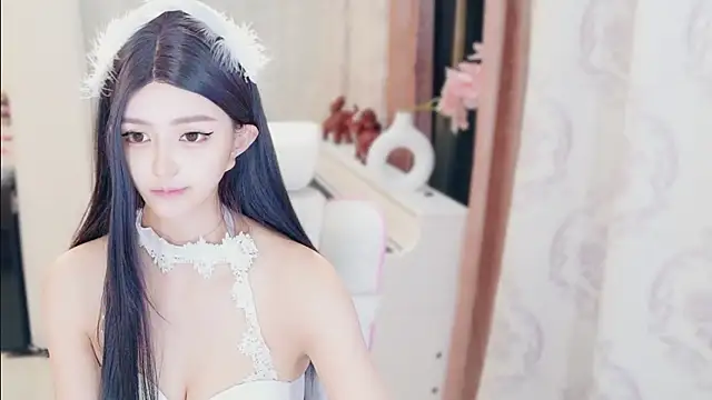 Snapshot of Aurora-77 chatting on 11-07-25, 01:33 Aurora-77 online show from 11-07-25, 01:33