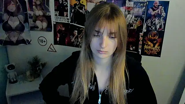 Snapshot of NeyliDream chatting on 10-13-25, 12:27 NeyliDream online show from 10-13-25, 12:27