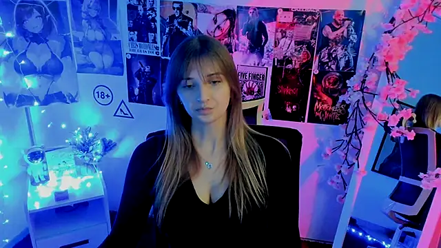 Snapshot of NeyliDream chatting on 11-19-25, 01:33 NeyliDream online show from 11-19-25, 01:33