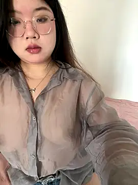 Snapshot of xxwang20 chatting on 09-16-25, 01:50 xxwang20 online show from 09-16-25, 01:50