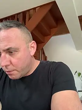 Marronglace1 online show from 12-19-25, 02:57