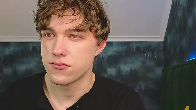 Snapshot of MarkShot_ chatting on 11-27-25, 05:15 MarkShot online show from 11-27-25, 05:15