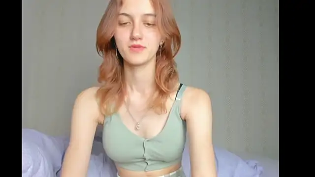 Snapshot of dreamy_pollyyy chatting on 10-01-25, 03:40 dreamy pollyyy online show from 10-01-25, 03:40