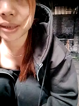 Huyen x online show from 03-16-26, 01:44