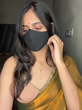 Snapshot of Tanya-mittal chatting on 10-28-25, 12:52 Tanya-mittal online show from 10-28-25, 12:52