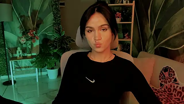 MonicaFarmer online show from 09-17-25, 09:27