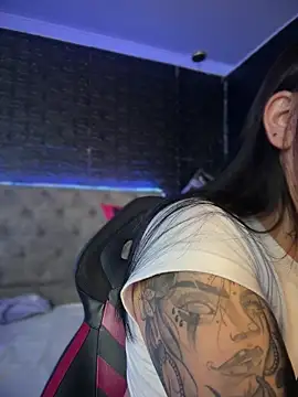 Megaan  More online show from 04-12-26, 02:49