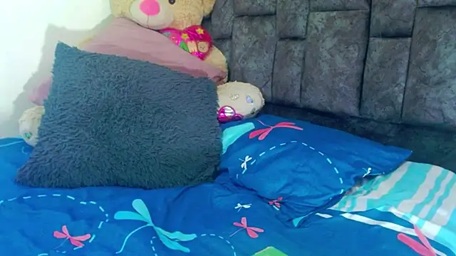 Charlotte Landry   online show from 12-16-25, 06:46