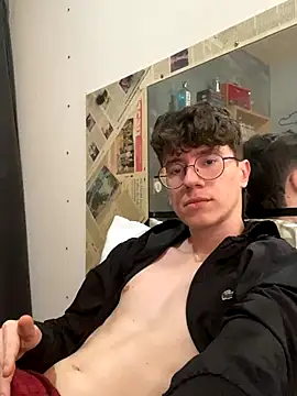 Snapshot of HeiRique chatting on 10-10-25, 07:24 HeiRique online show from 10-10-25, 07:24