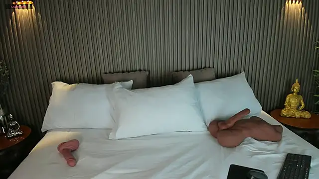 Snapshot of AlisonBeckerr_ chatting on 11-12-25, 05:02 AlisonBeckerr online show from 11-12-25, 05:02