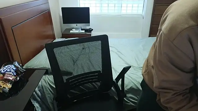 Snapshot of tightncuteass chatting on 09-14-25, 10:20 tightncuteass online show from 09-14-25, 10:20