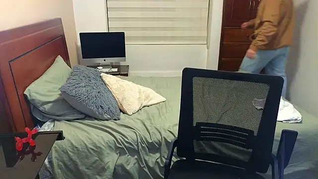 Snapshot of tightncuteass chatting on 09-30-25, 11:21 tightncuteass online show from 09-30-25, 11:21