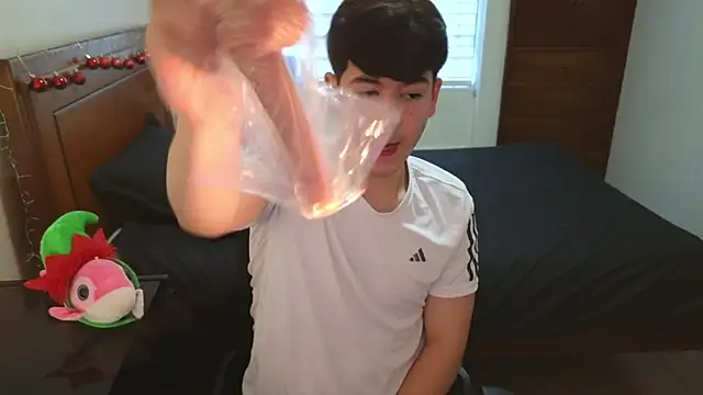 Snapshot of tightncuteass chatting on 11-11-25, 09:59 tightncuteass online show from 11-11-25, 09:59