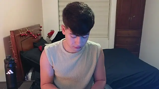 Snapshot of tightncuteass chatting on 11-22-25, 11:26 tightncuteass online show from 11-22-25, 11:26