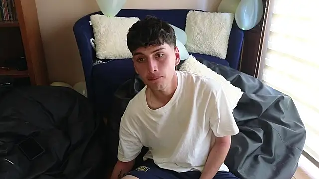 tightncuteass online show from 02-09-26, 02:43