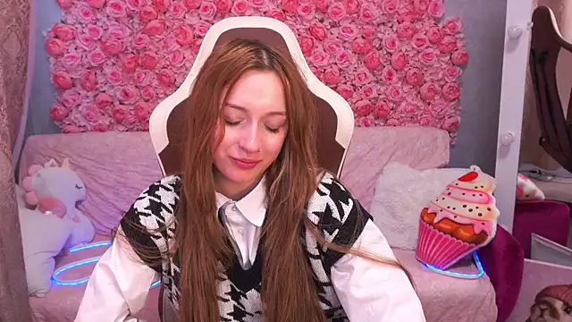 FoxyMayy online show from 05-30-26, 04:20