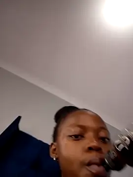 BlackberriesXxx online show from 02-01-26, 01:09