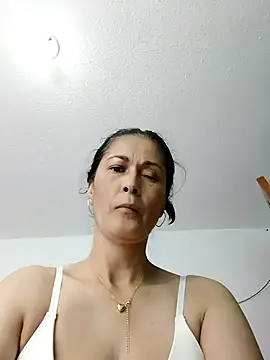 ZARAY 1118 online show from 10-29-25, 07:04