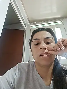 vanessa-titisM online show from 05-29-26, 08:29