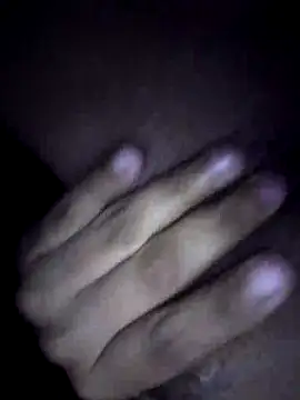 Snapshot of Vaynz chatting on 10-06-25, 05:38 Vaynz online show from 10-06-25, 05:38