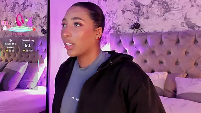 Snapshot of lilith_storm chatting on 10-13-25, 05:13 lilith storm online show from 10-13-25, 05:13