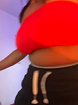 Snapshot of lilith_storm chatting on 11-15-25, 05:20 lilith storm online show from 11-15-25, 05:20