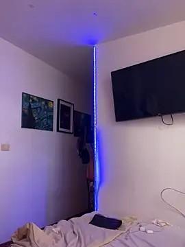 Snapshot of lilith_storm chatting on 11-24-25, 04:40 lilith storm online show from 11-24-25, 04:40