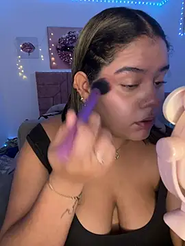 Snapshot of Anabelle_00_ chatting on 07-05-26, 04:19 Anabelle 00 online show from 07-05-26, 04:19