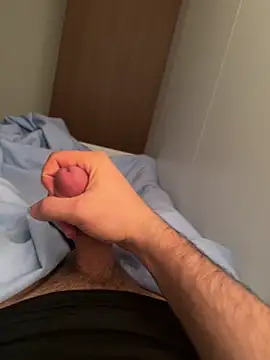 LAZ3R1 online show from 03-01-26, 04:03