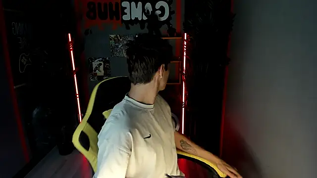 Snapshot of JonnyDarka chatting on 09-26-25, 11:03 JonnyDarka online show from 09-26-25, 11:03