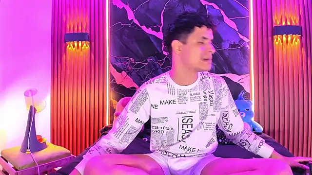 Lucky boys  X online show from 02-09-26, 02:21