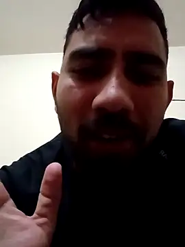 Snapshot of snadycam chatting on 10-26-25, 07:14 snadycam online show from 10-26-25, 07:14