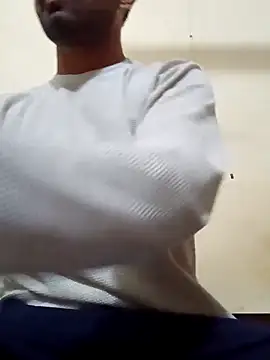 Snapshot of snadycam chatting on 10-27-25, 05:17 snadycam online show from 10-27-25, 05:17